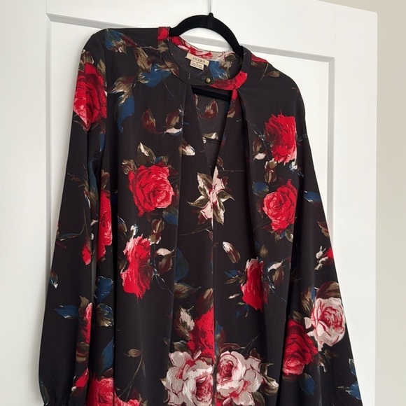 Floral tunic​​​ - Picture 4 of 4